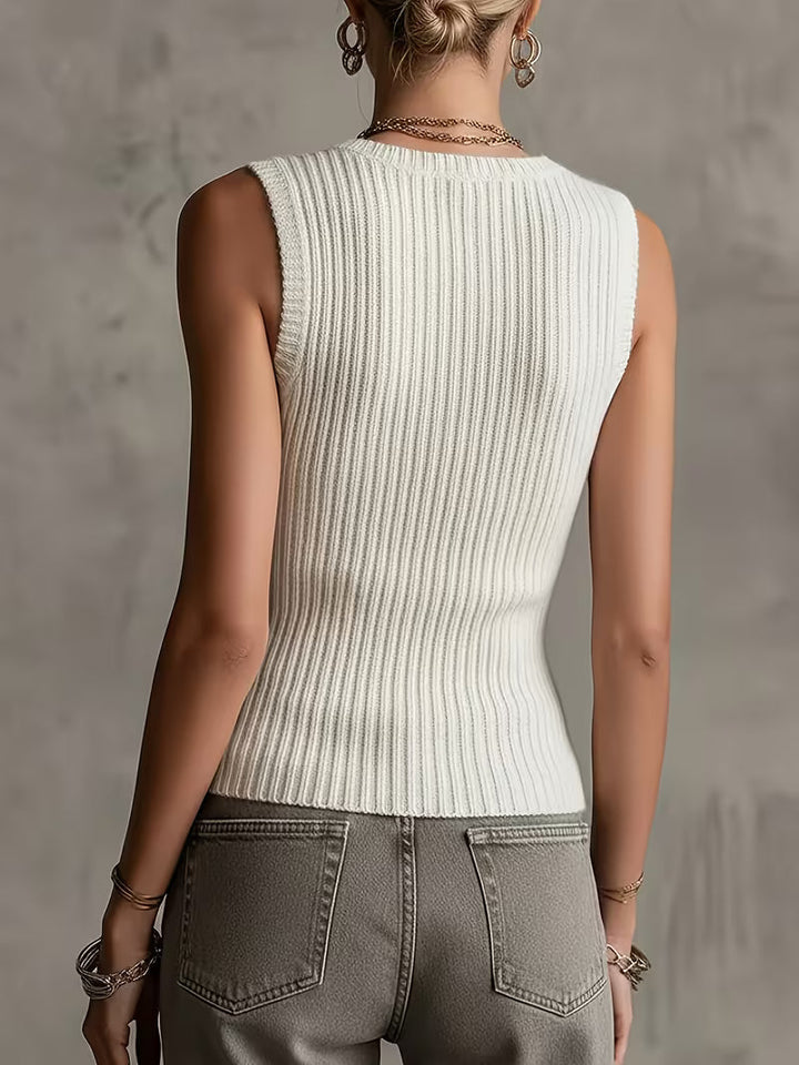 Sutchai - Sleeveless Heart Jacquard Contrast Vest