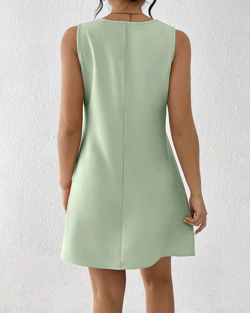 Ayna - Sleeveless Dress with Asymmetrical Collar