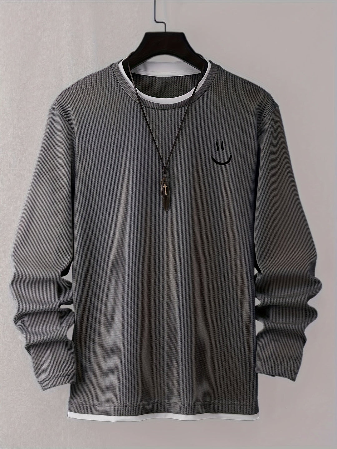 Desmond - Long Sleeve Shirt With Face Print