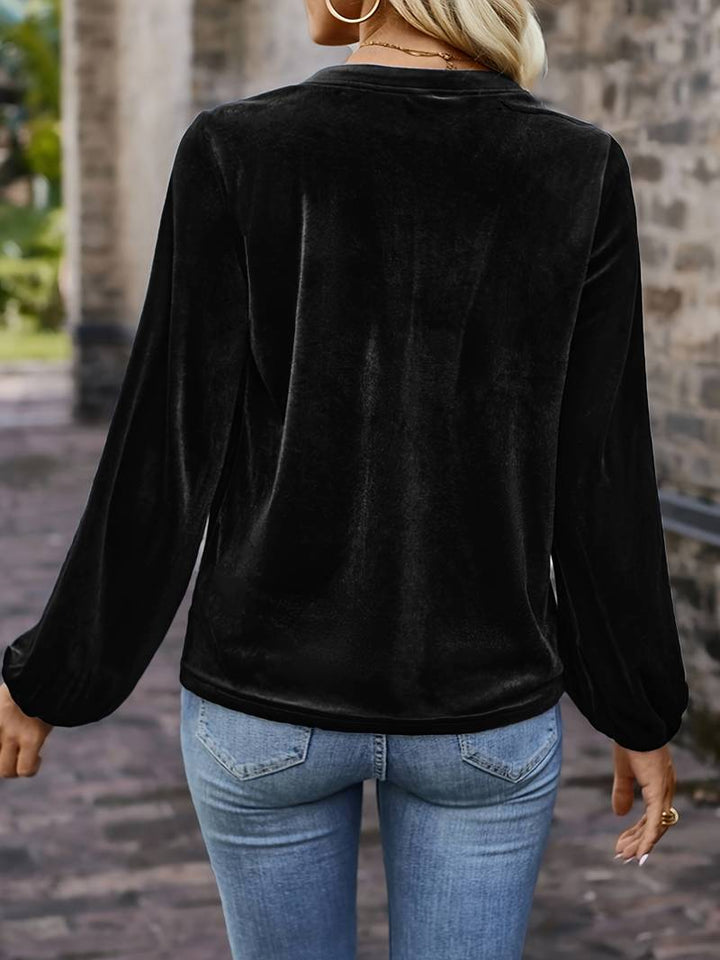 Lihi - Comfort Long Sleeve V-Neck Top