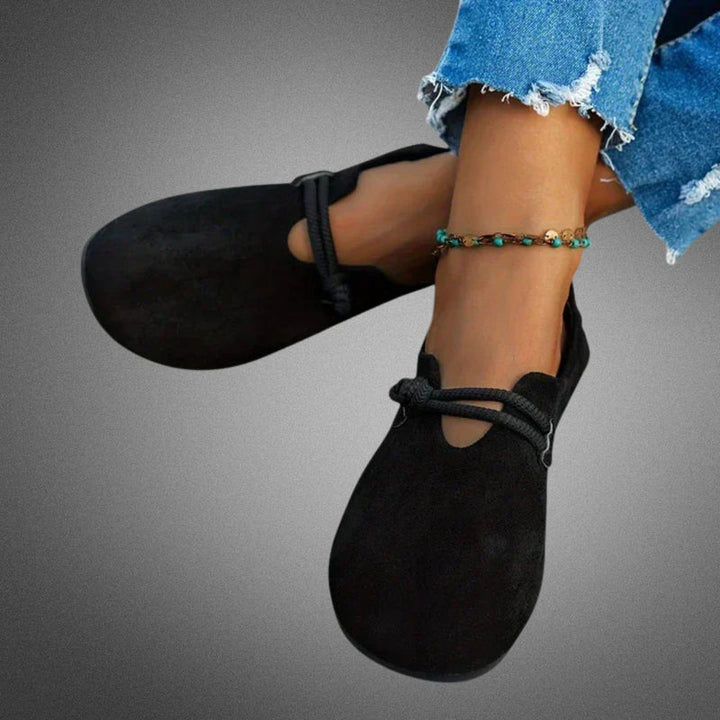 Anitra - Classic Round Toe Loafers