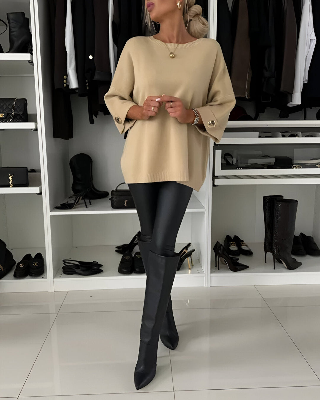 Sieglinde - Round Neck Knitted Sweater