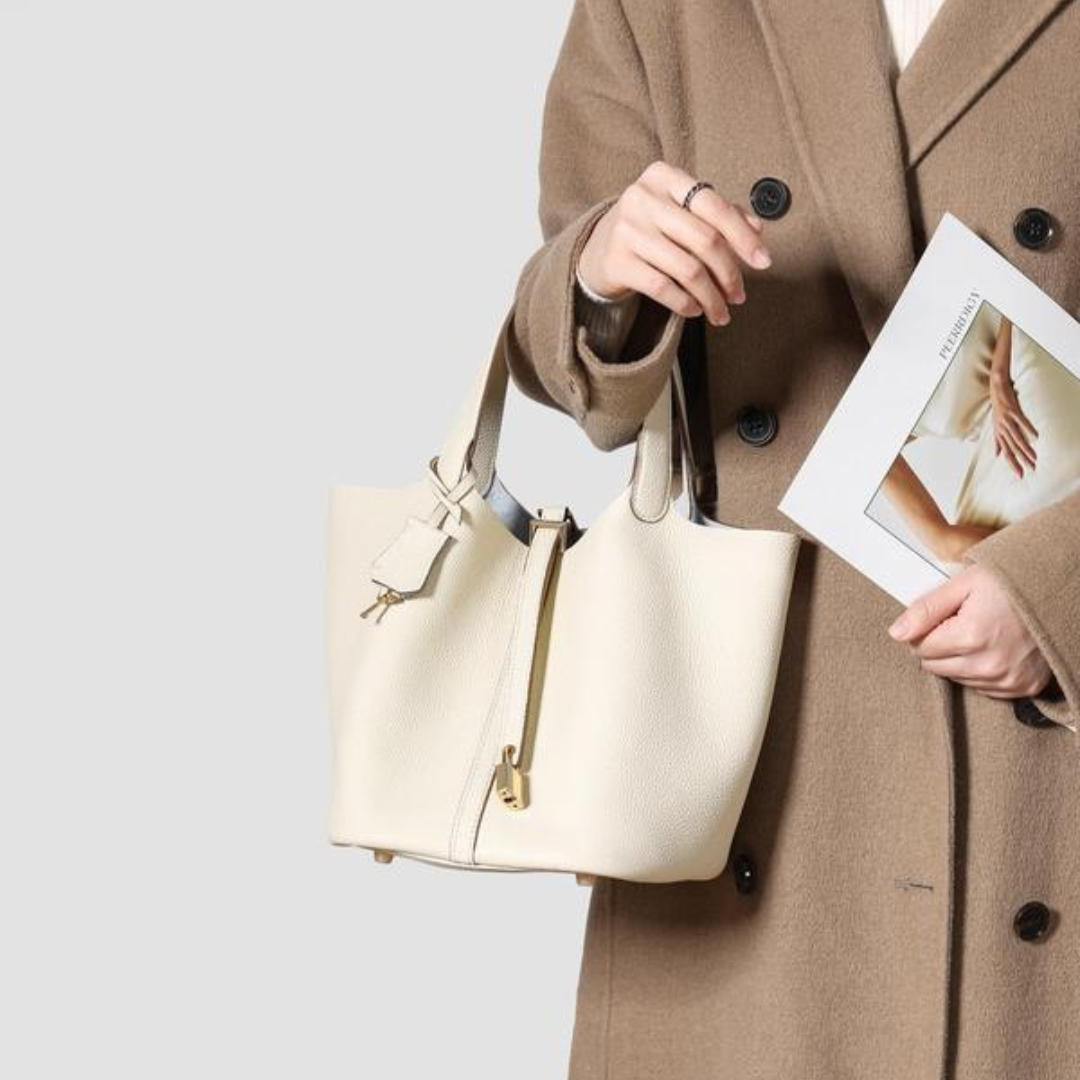 Joolia - Stylish Kate Lock Handbag