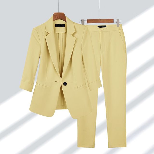 Linniya - Two-Piece Blazer And Pant Set