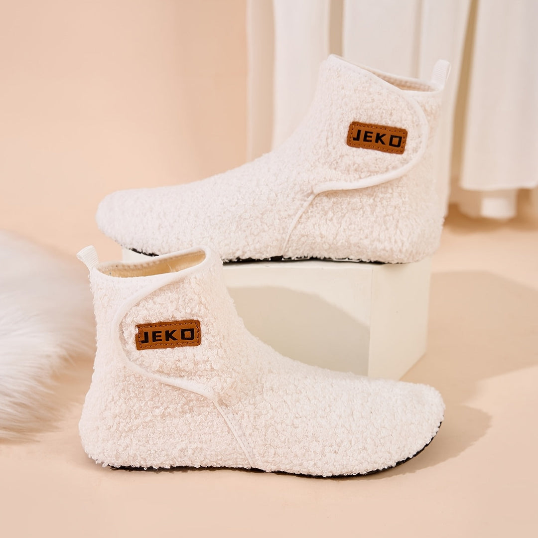 Lokia - Comfortable Cozy Fleece Slippers