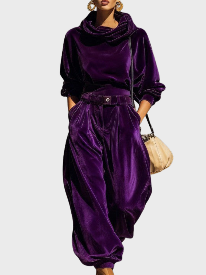 Skaidre - Vintage Velvet Hoodie And Loose Pant Set
