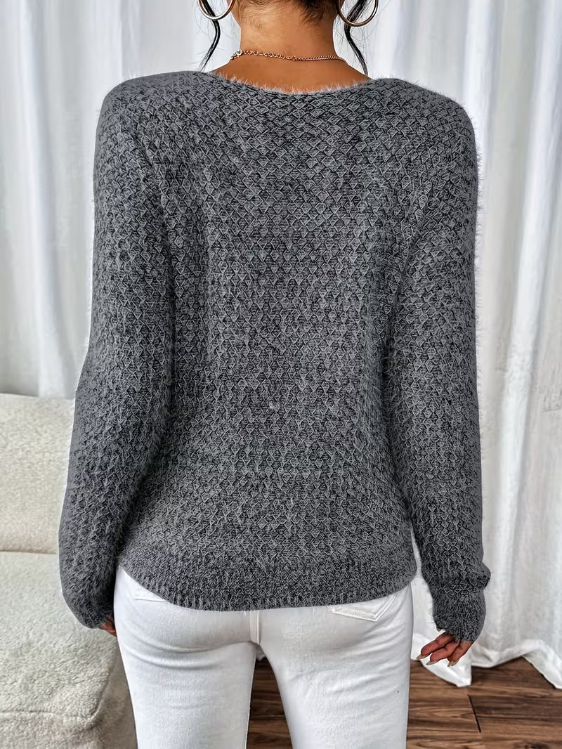 Aderah - Loose Fitting V-Neck Sweater