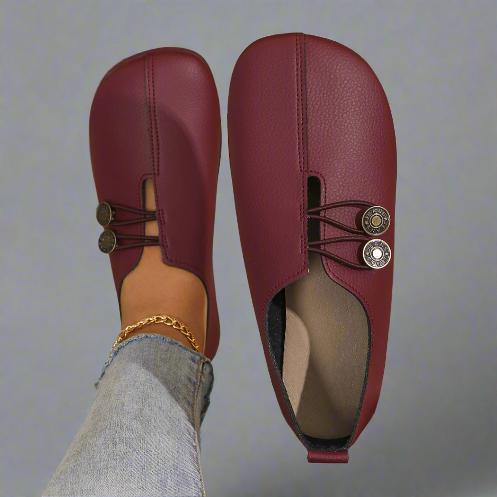 Lindora – Timeless Slip-On Sandals