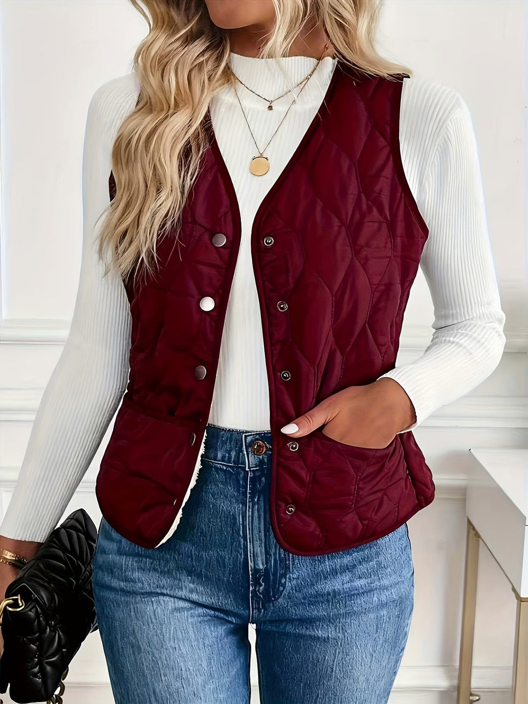 Seraora - Sleeveless Vest With Pockets