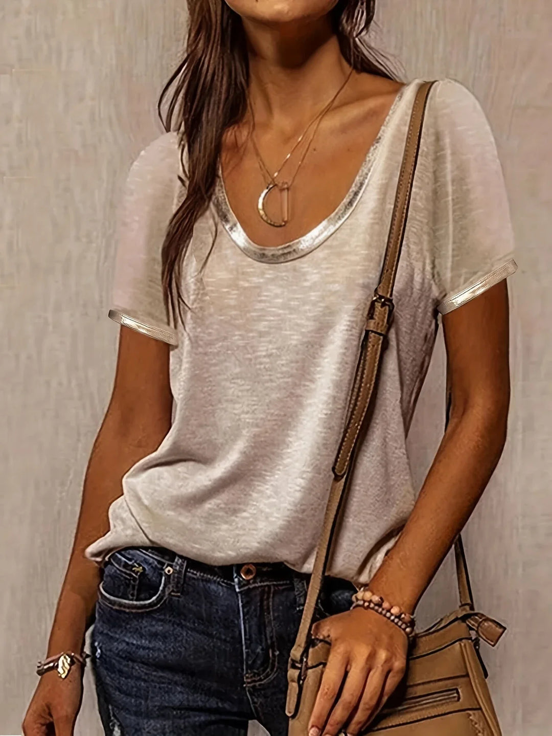 Krissy - Casual Crew Neck T-Shirt