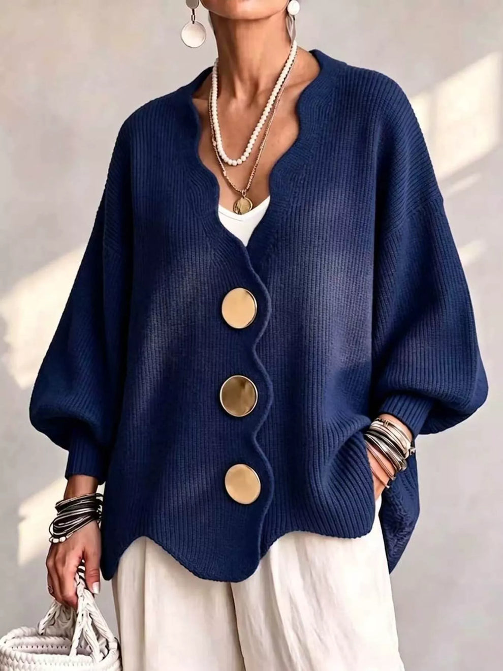 Zabriira - Button-Up Cardigan With Scalloped Edge