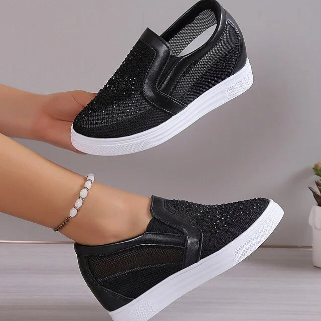 Romila - Elegant Non-Slip Sneaker