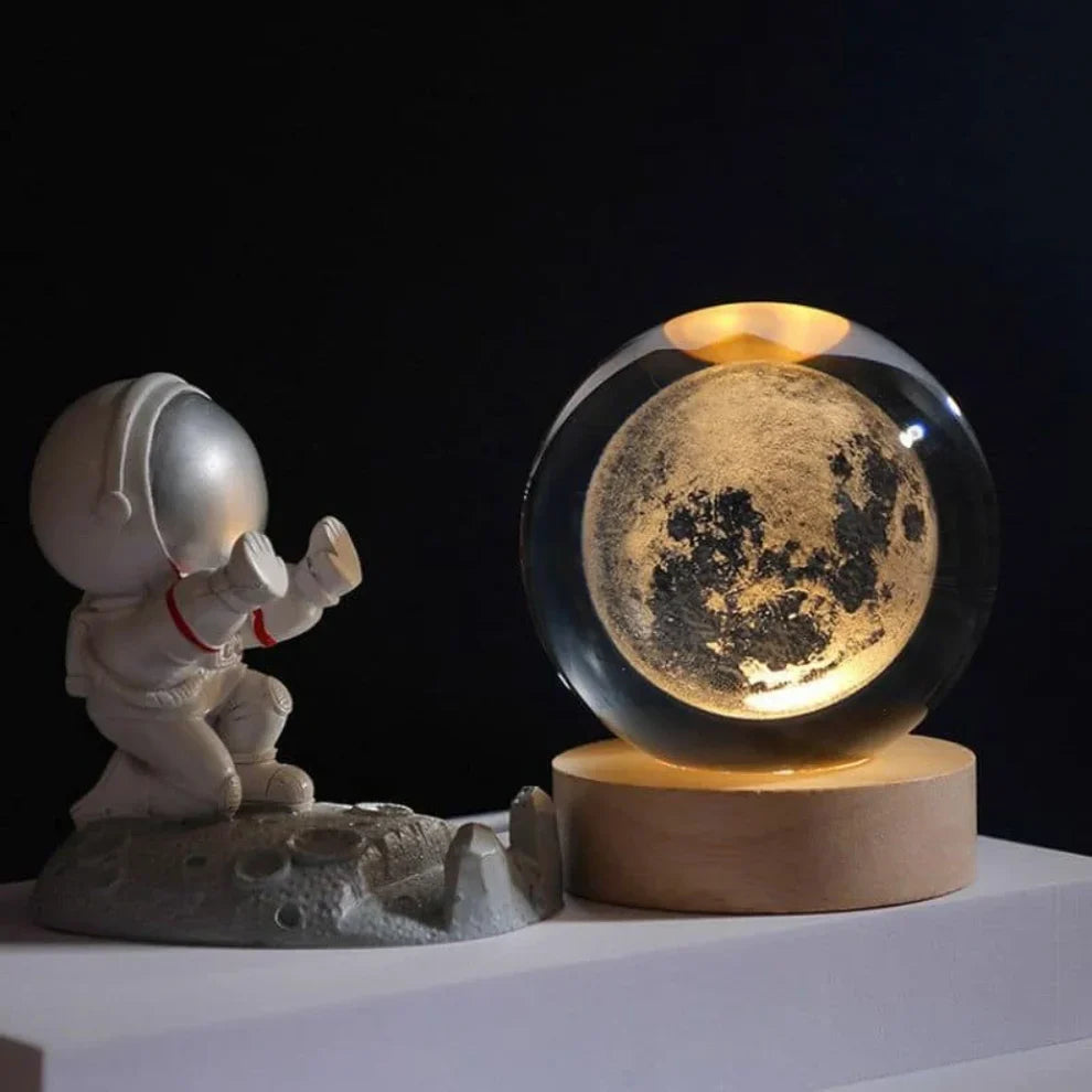 Glow Sphere – Luminous Crystal Ball Lamp