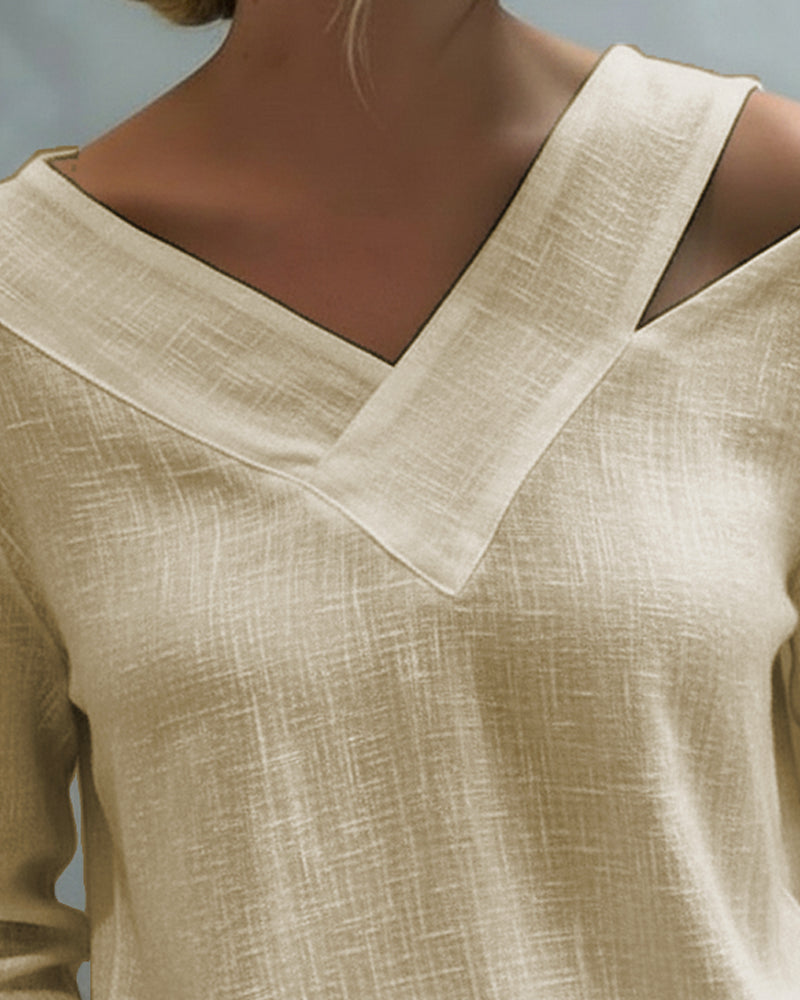 Makeeta - Elegant V-Neck Top With Straps