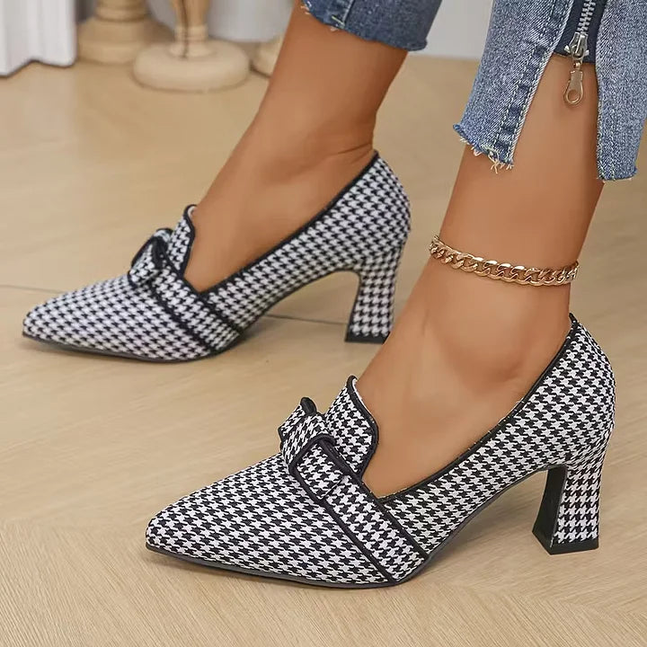 Ayelitah - Pointed Toe Non-Slip Shoes