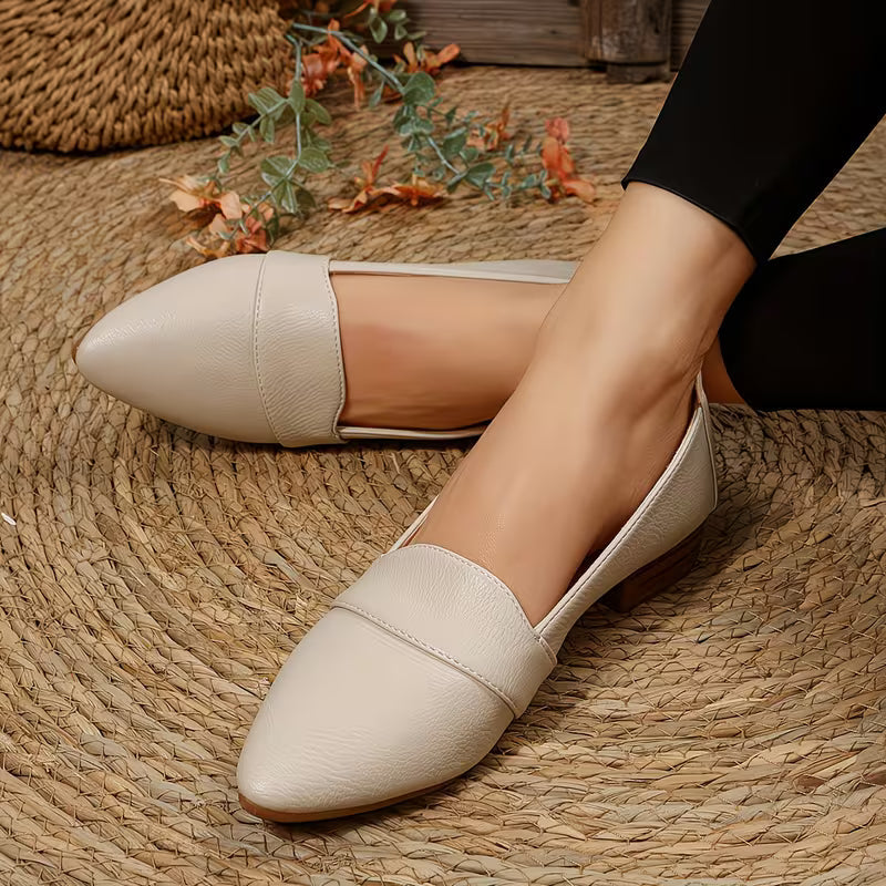 Alannah - Pointed Toe Shoes With Low Heel