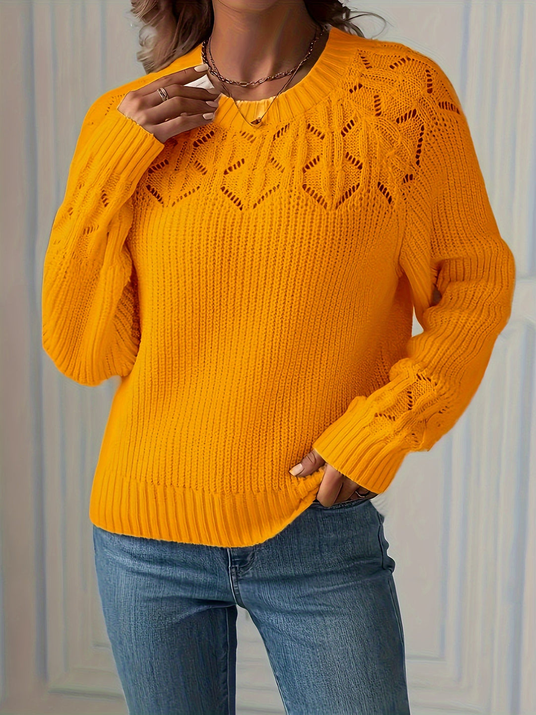 Nasia - Eelegant Long Sleeve Sweater