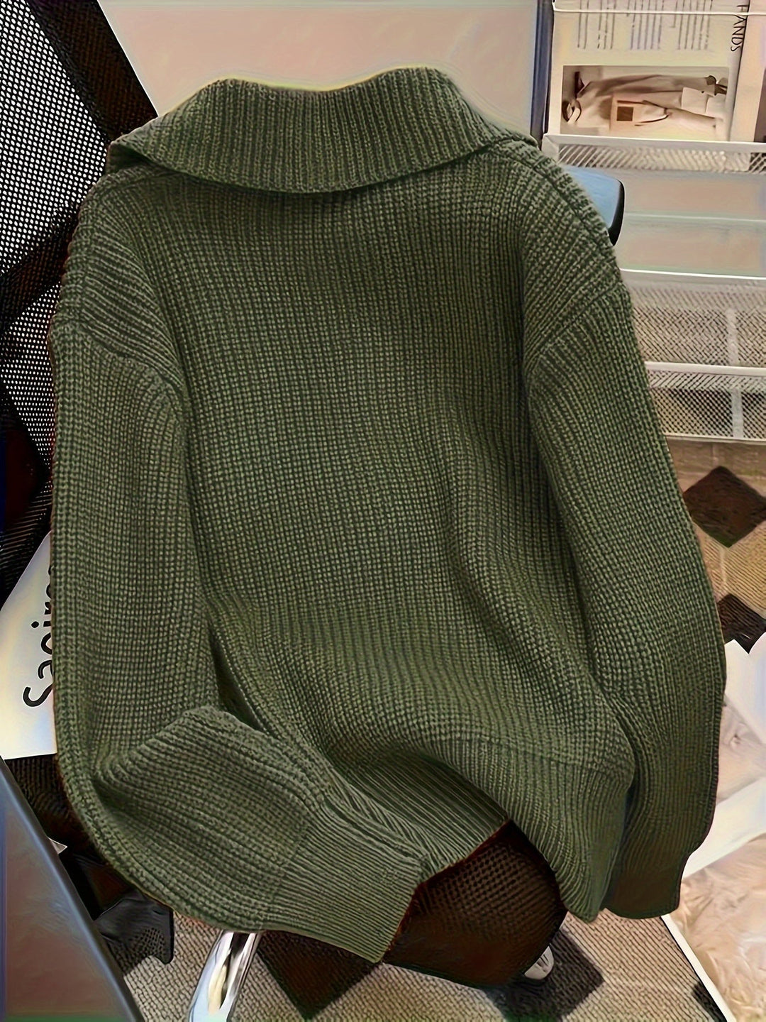 Amy - Casual Long Sleeve Sweater