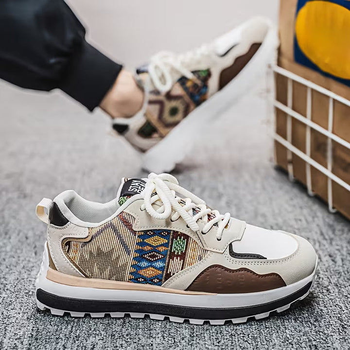 Conall - Versatile Low-Top Sneakers