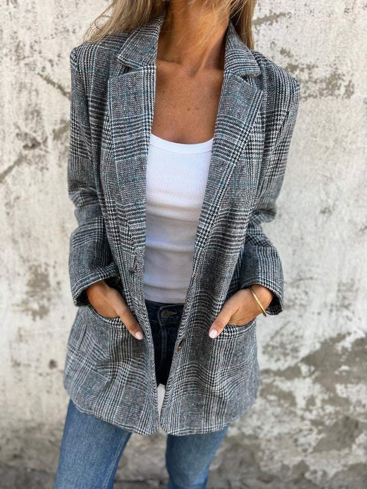 Elaina – Stylish Checked Winter Blazer