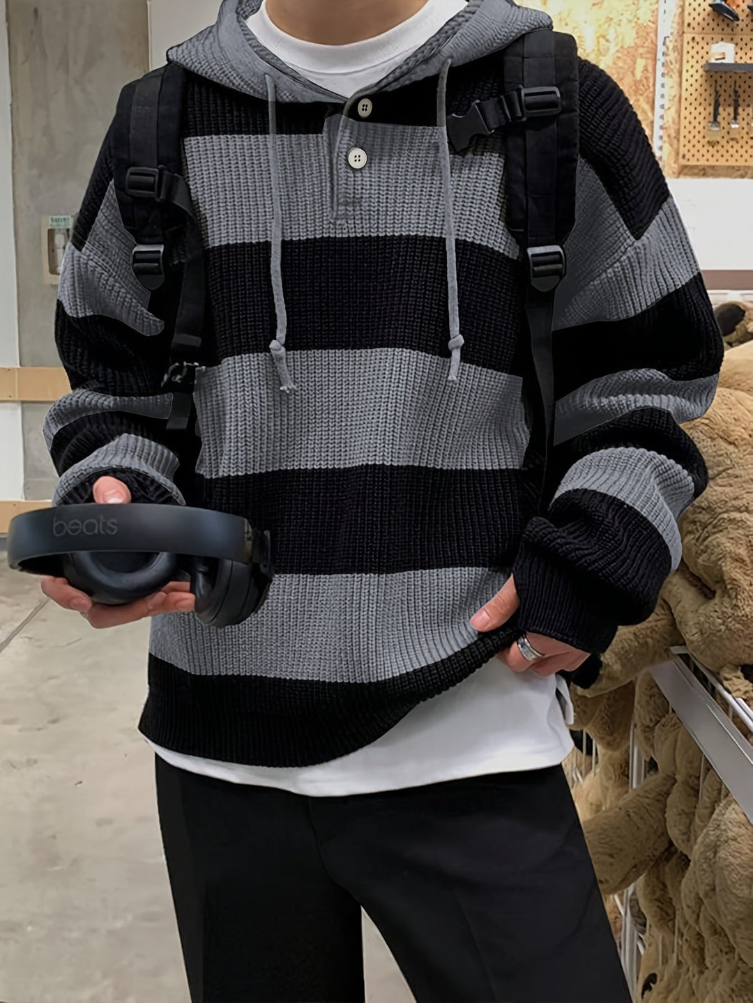 Tenzin - Oversized Striped Knitted Hoodie
