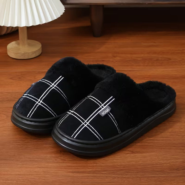 Wioviotrace - Plush Slippers With Checkered Pattern