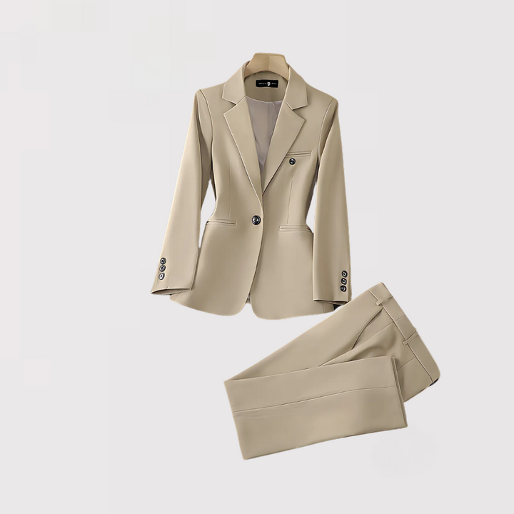 Tamika - Classic Set With Jacket