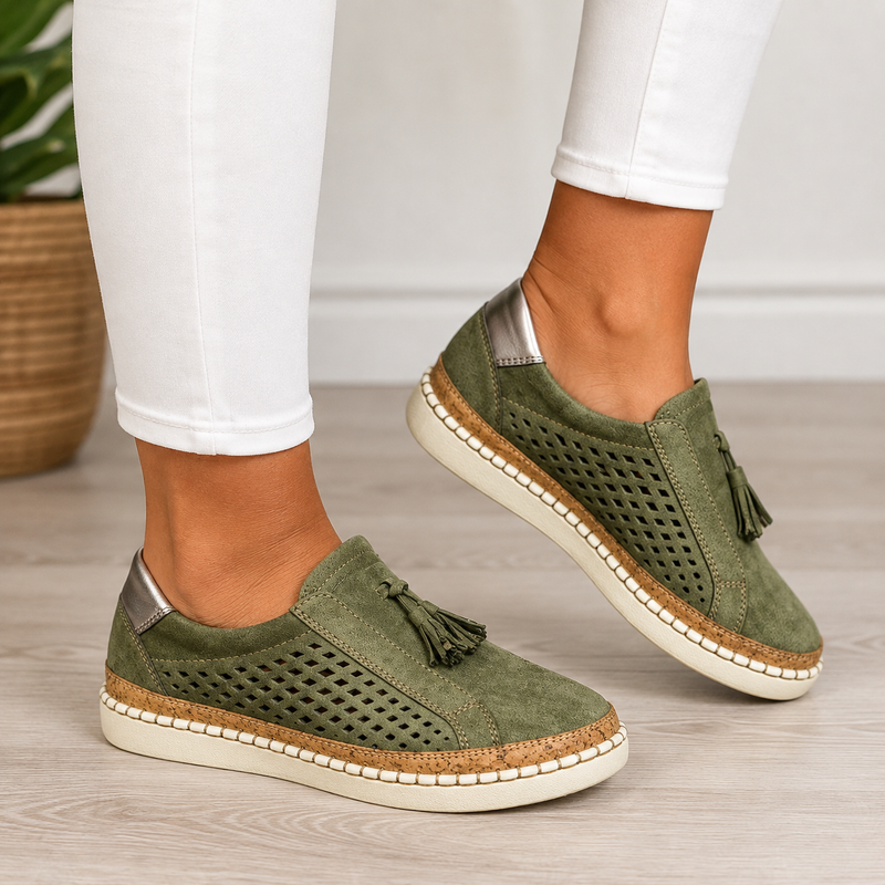 Neriana - Perforated Tassel Slip-On Platform Loafers