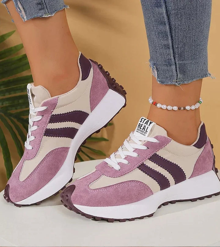 Halima – Comfortable Retro Lace-Up Sneakers