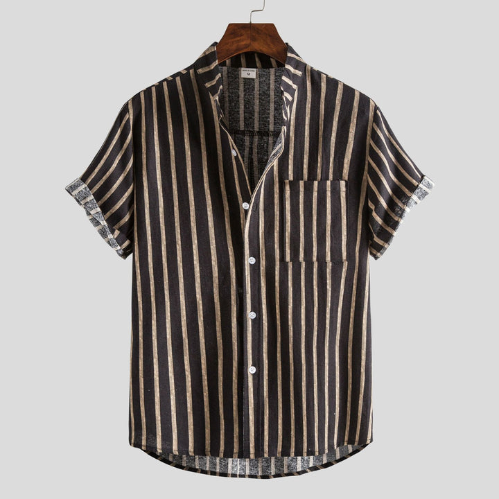 Lachlan - Stylish T-Shirt With Buttons