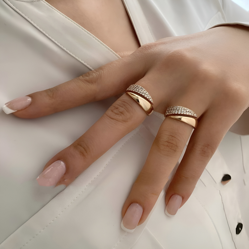 Florie - Elegant Haven Ring