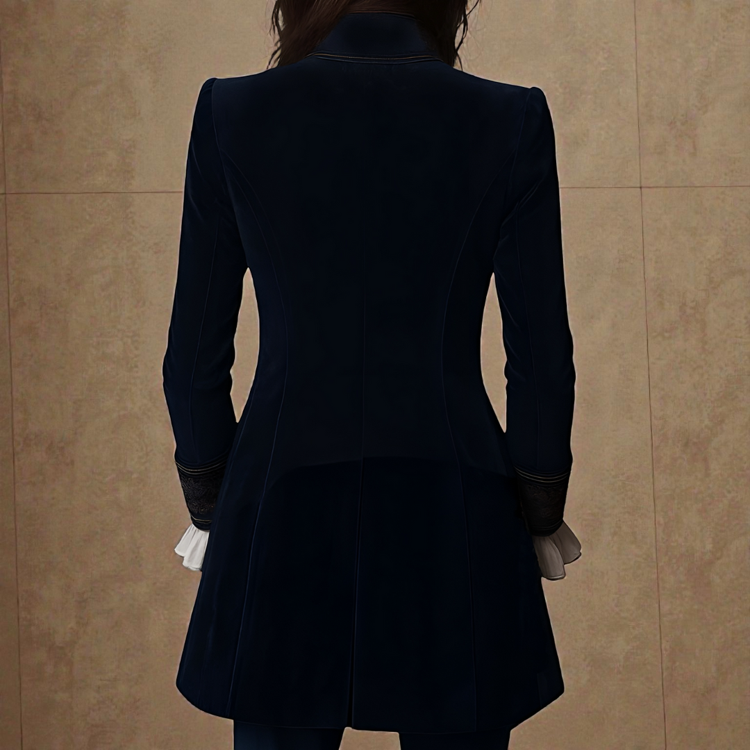 Naeva - Soft Elegance Long-Sleeved Velvet Jacket
