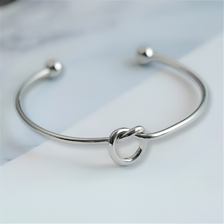 Elin – Signature Knot Bangle