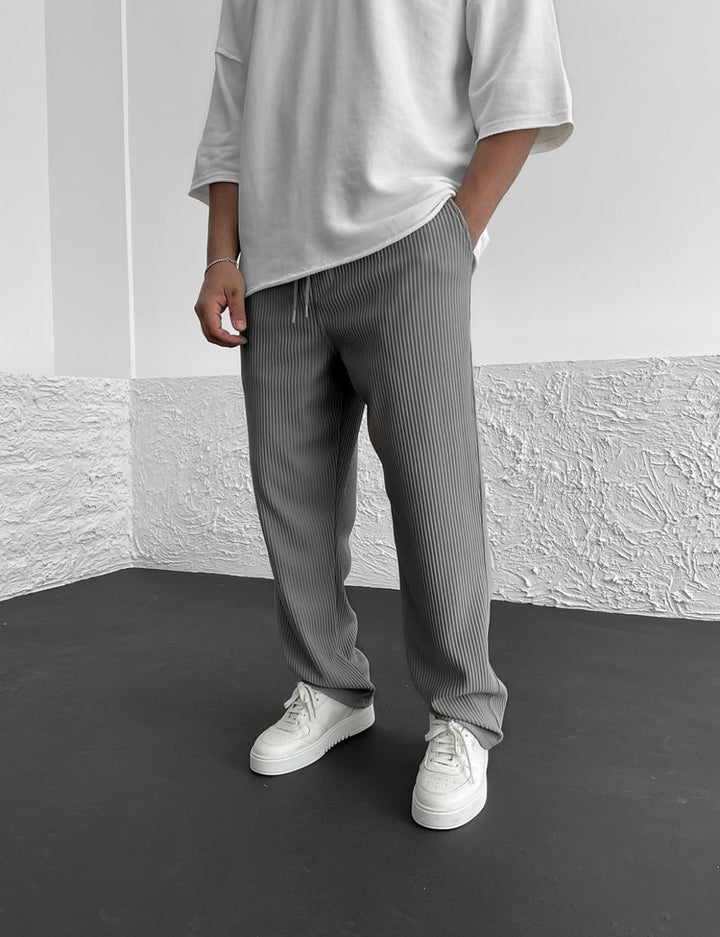 Eliezer - Relaxed Fit Corduroy Pant