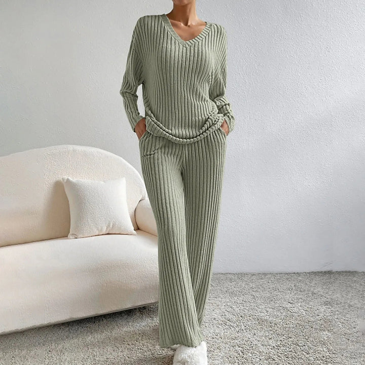 Edina – V-Neck And Knit Pattern Two-Piece Set