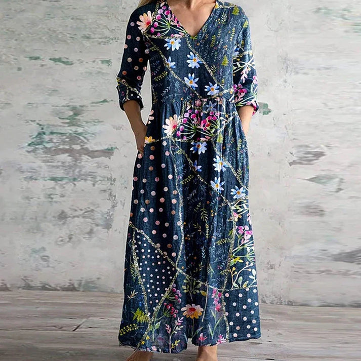 Kiana - Elegant Summer Dress with Floral Pattern