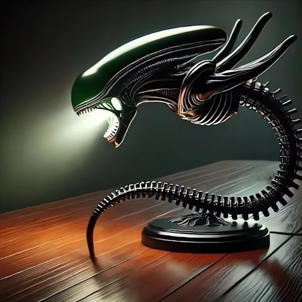 AlienGlow - Alien Creature Shaped Table Lamp
