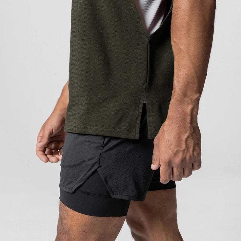 Julius - Round Neck Vest With Open Side