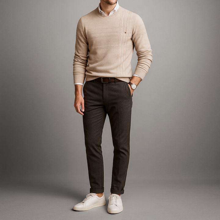 Mugur – Round Neck Pullover Knitted Sweater