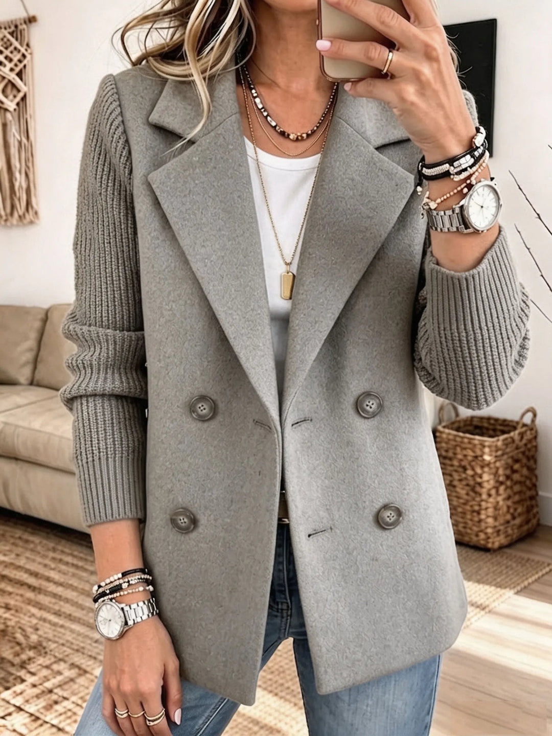 Geneisa - Stylish Autumn Jacket With Knitted Sleeves