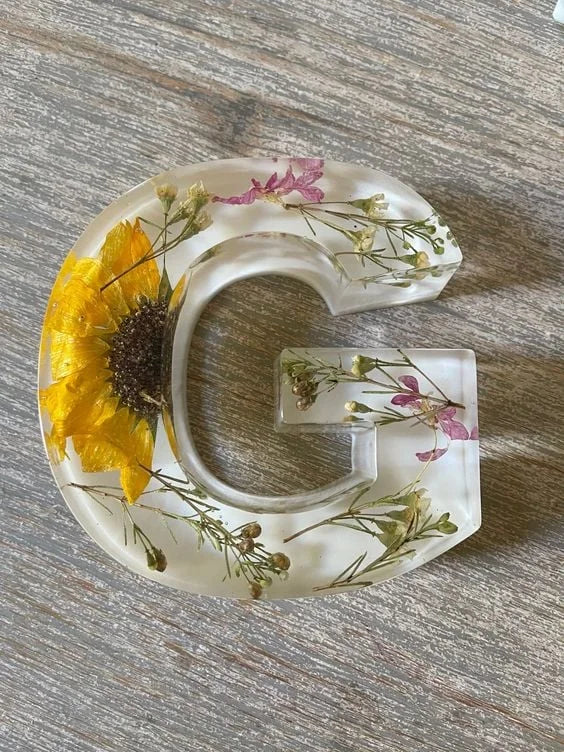 FloraShine - Handmade Flower Resin Night Lamp