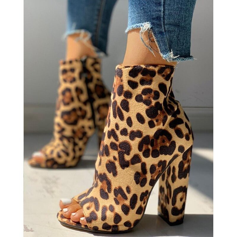 Ugne - Stylish Ankle Boot