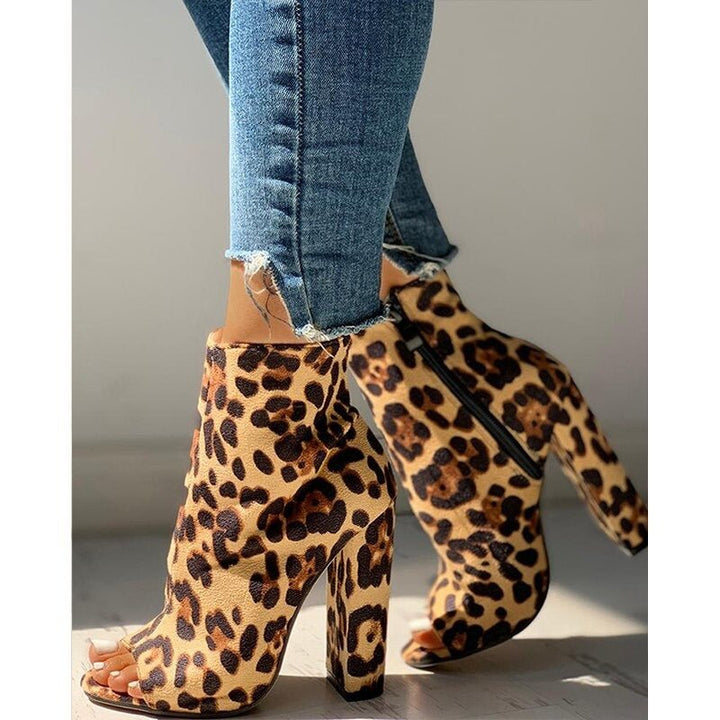Ugne - Stylish Ankle Boot