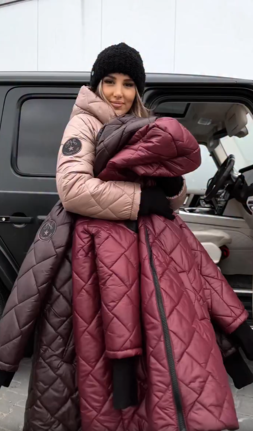 Kureha - Stylish Quilted Hooded Jacket With Zipper