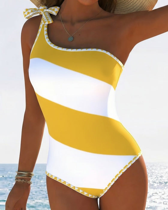 Doriane - Fashionable One-Piece Swimsuit