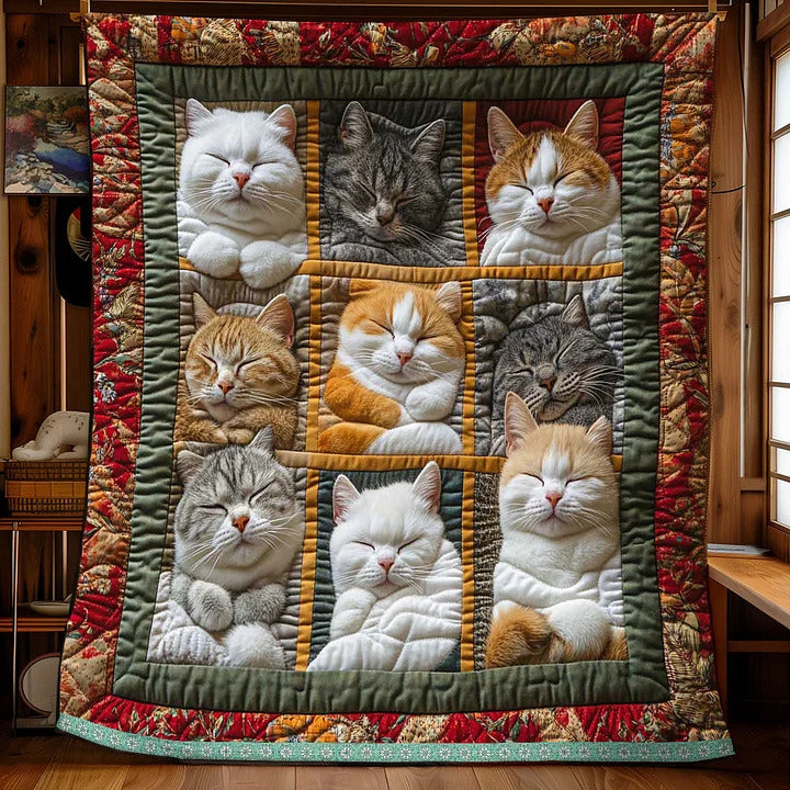 CozyCats - Blanket with Sleeping Royal Cats Printed