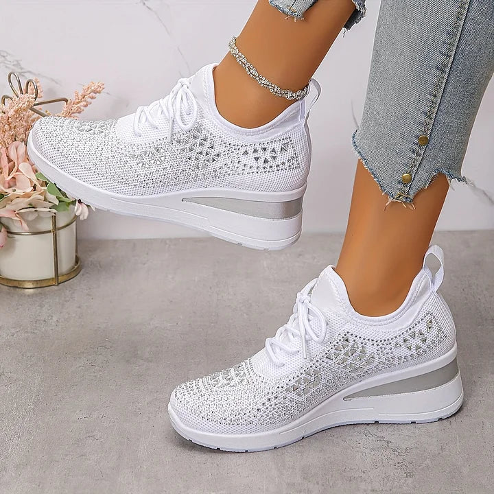 Tuyana - Fashionable Orthopedic Sneakers