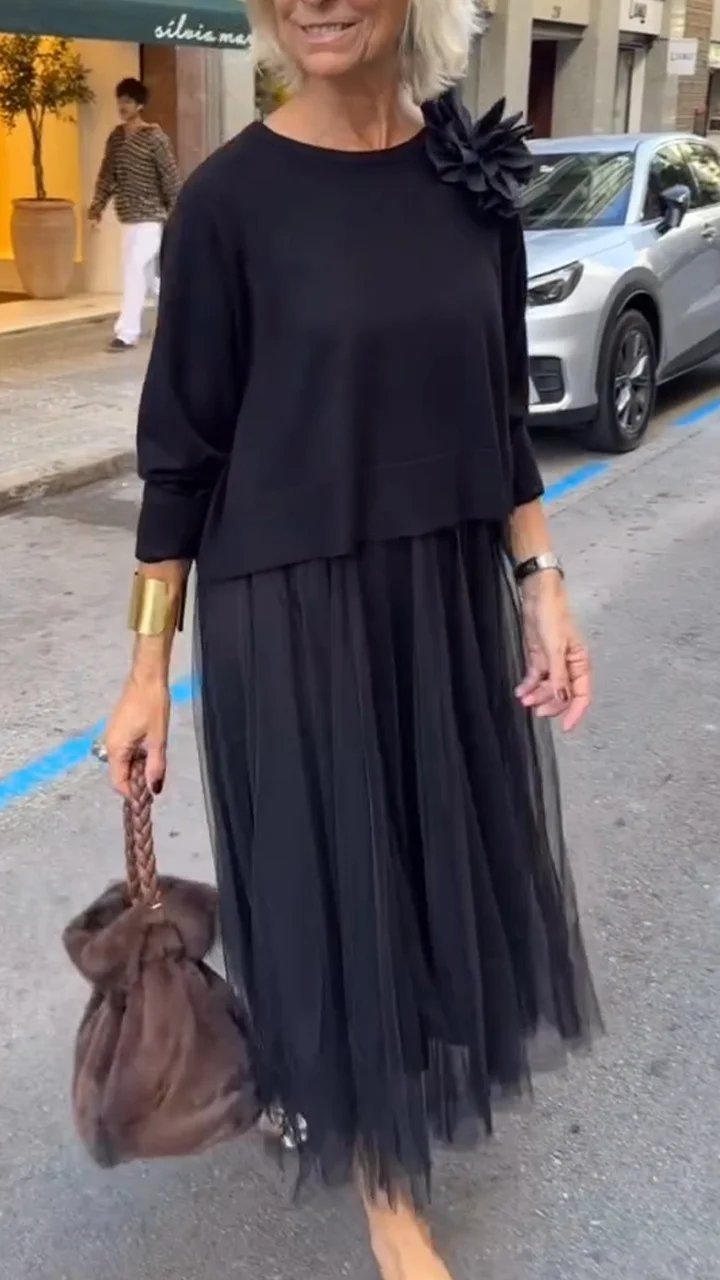 Efrata - Charming Satin Dress With Knitted Sweater