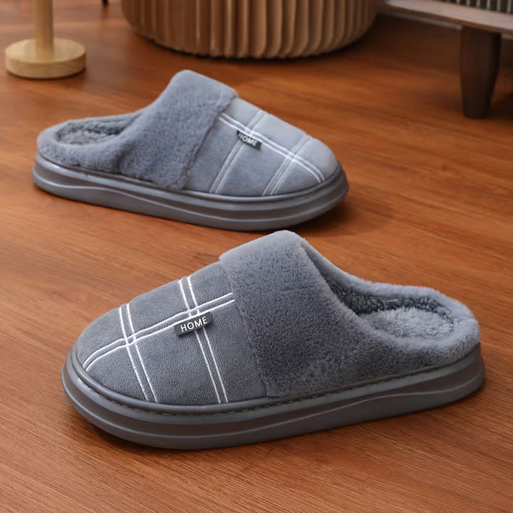 Wioviotrace - Plush Slippers With Checkered Pattern