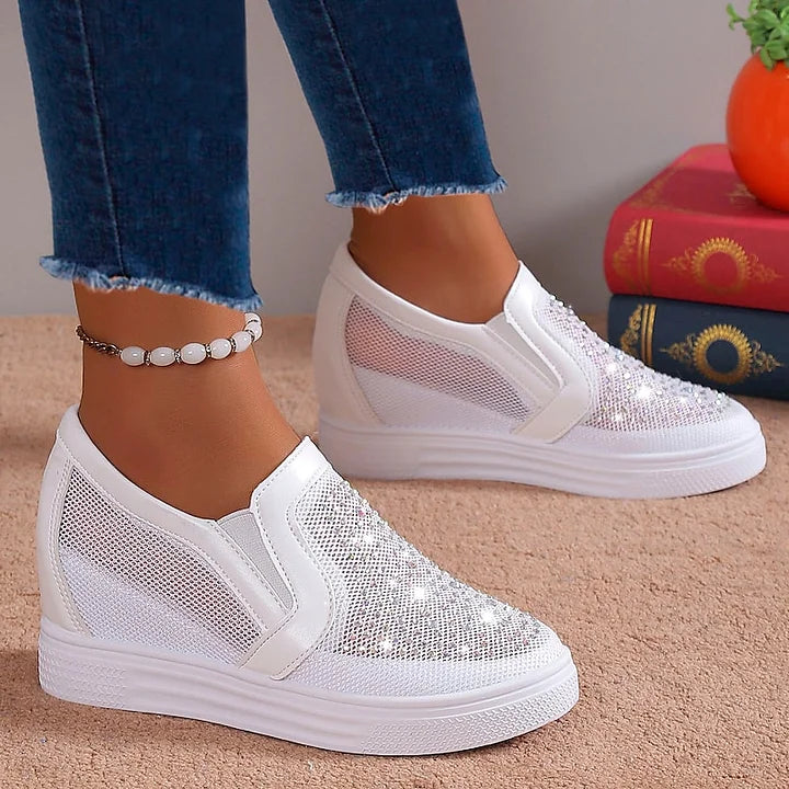 Romila - Elegant Non-Slip Sneaker